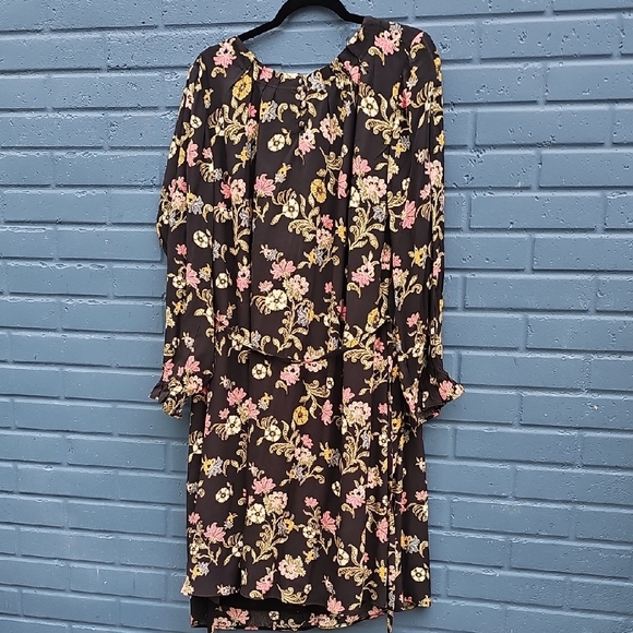 LOFT Dresses & Skirts - LOFT Floral Black Dress SIZE 24